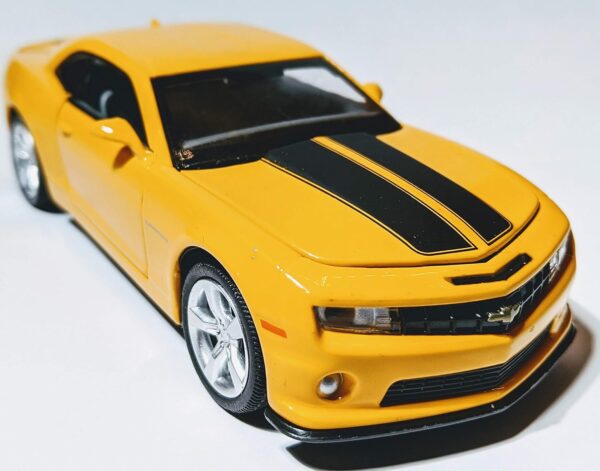 Chevrolet Camaro SS – Yellow| Die-Cast Replica, Ultimate Collector’s Item, American Muscle Cars | Toy Vehicles, Metal Toy Car Model – Pull Back Collection | Size – 1:32, For Kids 3+