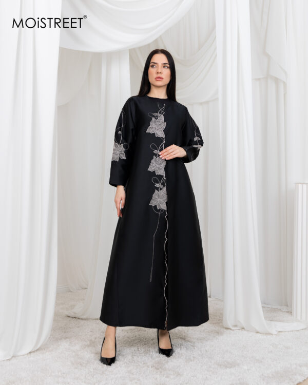 MOiSTREET Victoria Satin Embroidery Abaya